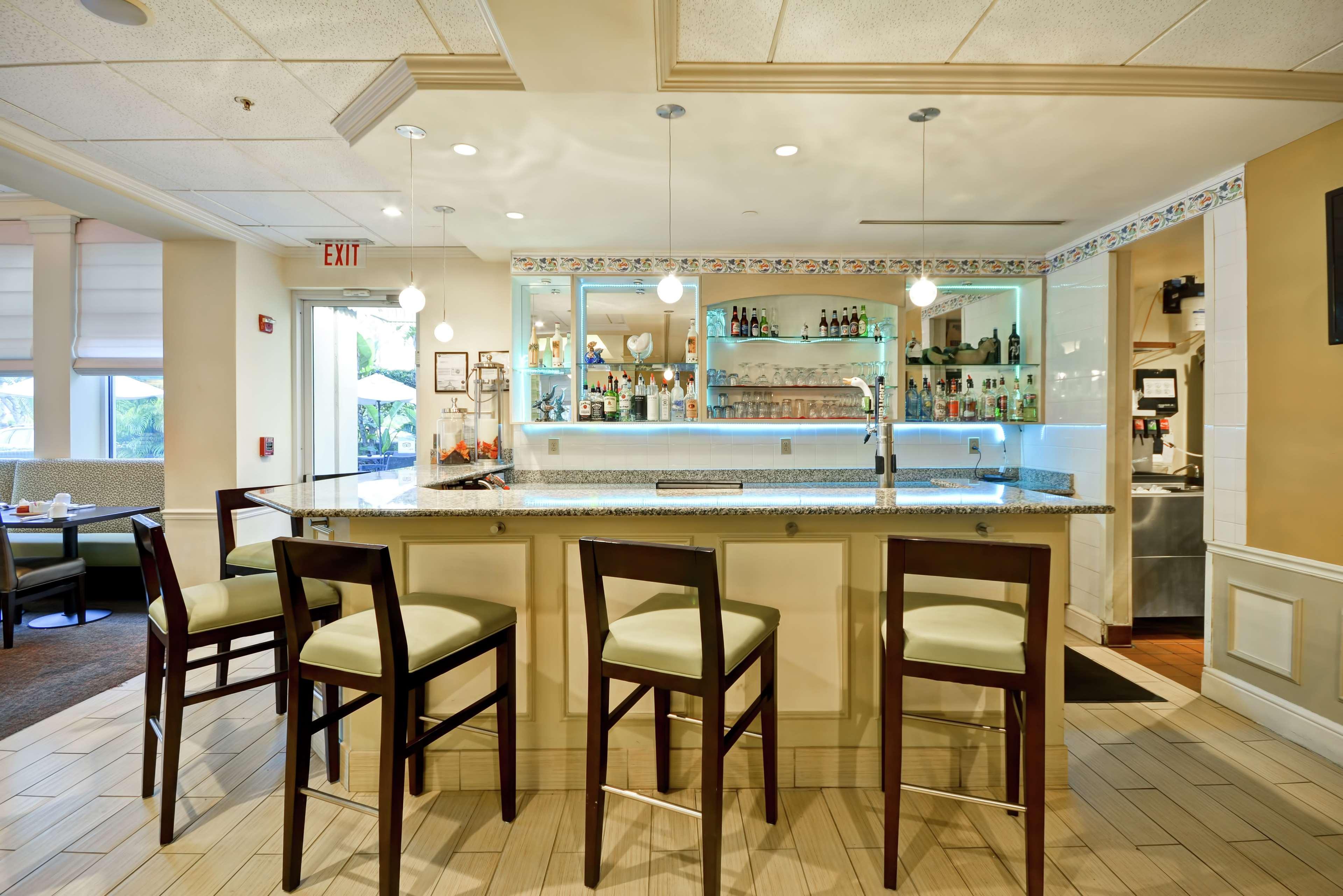 Hilton Garden Inn Fort Myers Extérieur photo