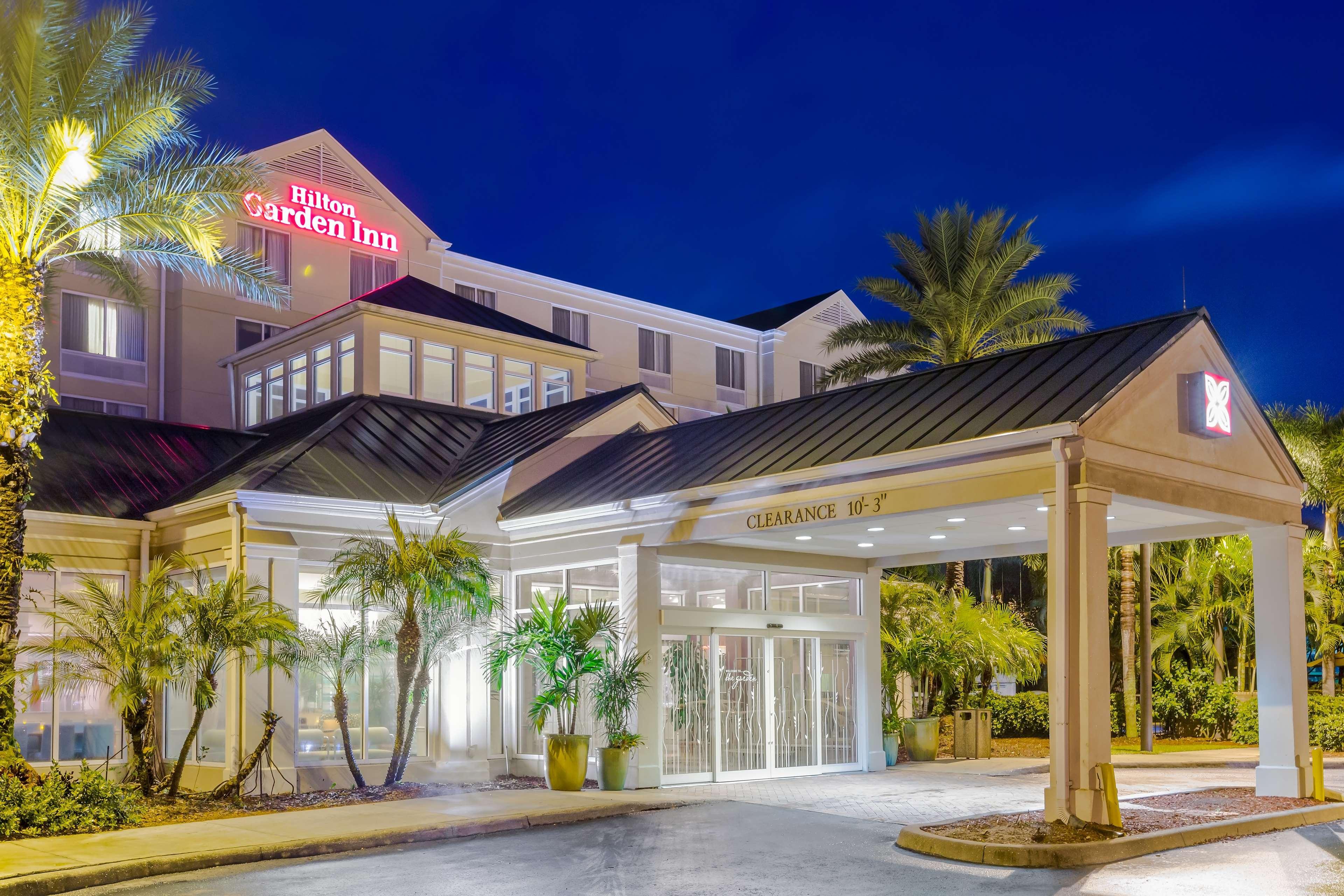 Hilton Garden Inn Fort Myers Extérieur photo