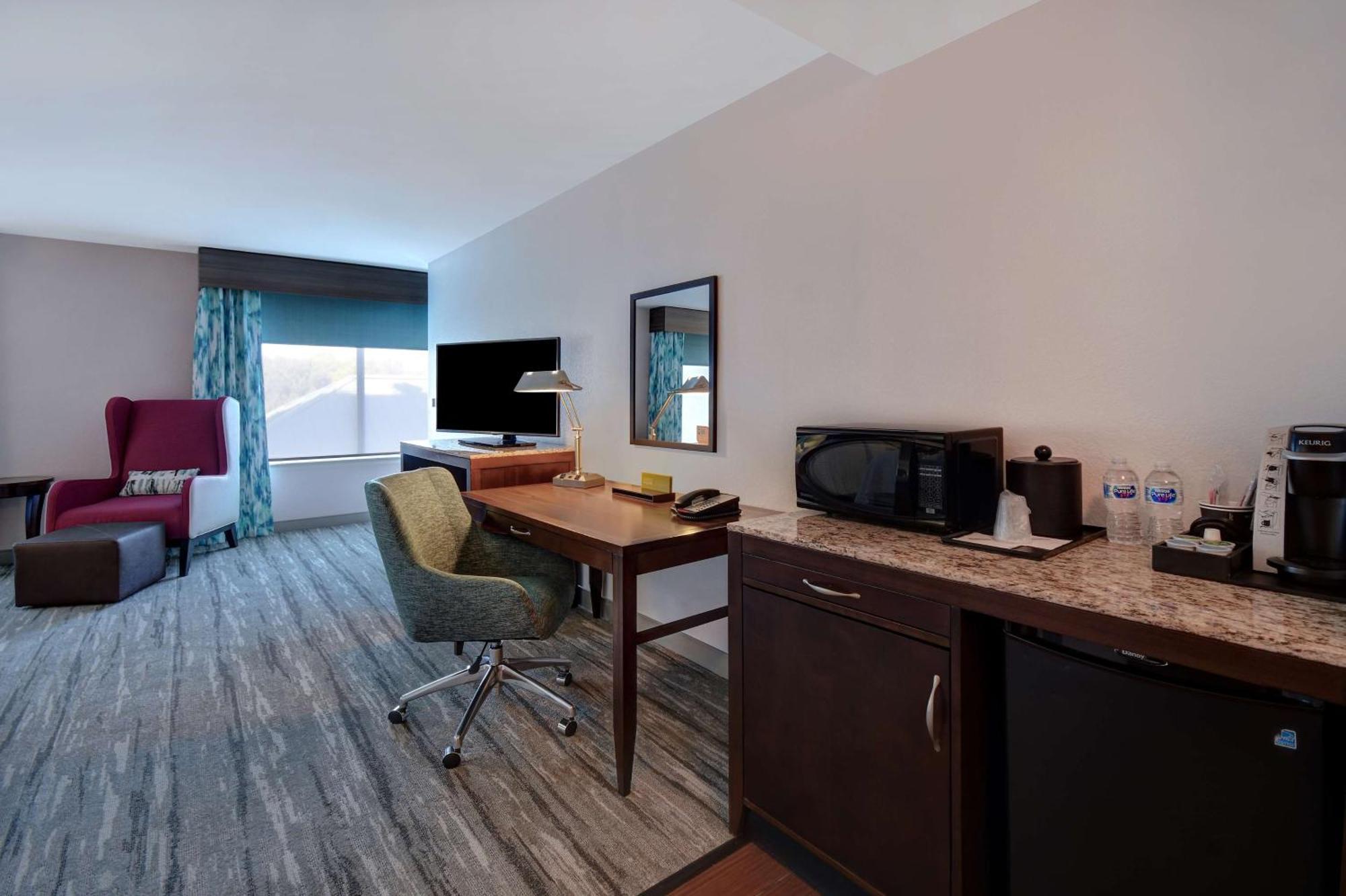 Hilton Garden Inn Fort Myers Extérieur photo