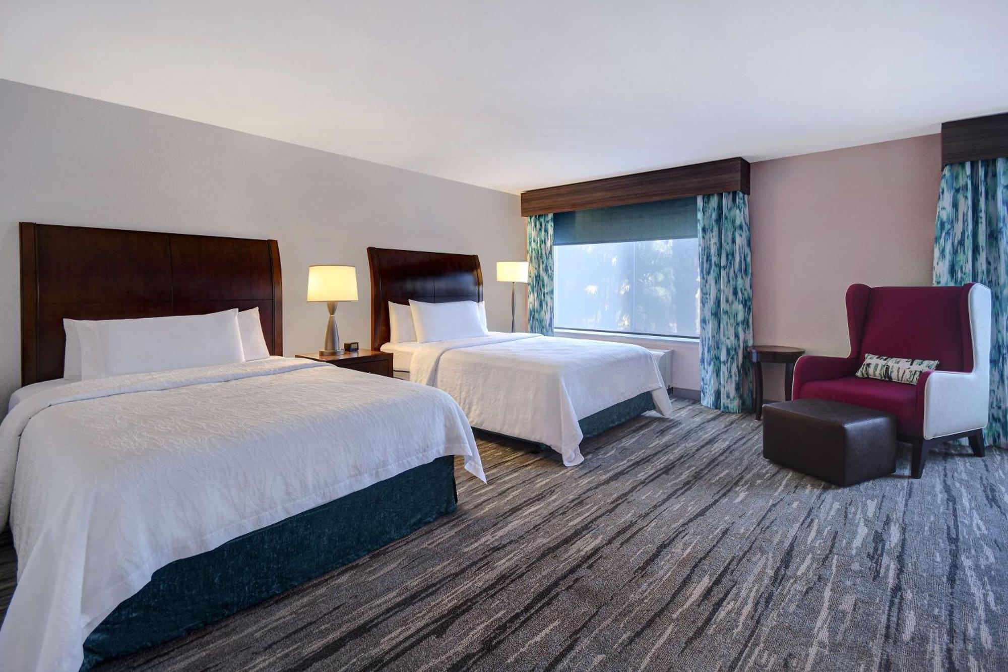 Hilton Garden Inn Fort Myers Extérieur photo