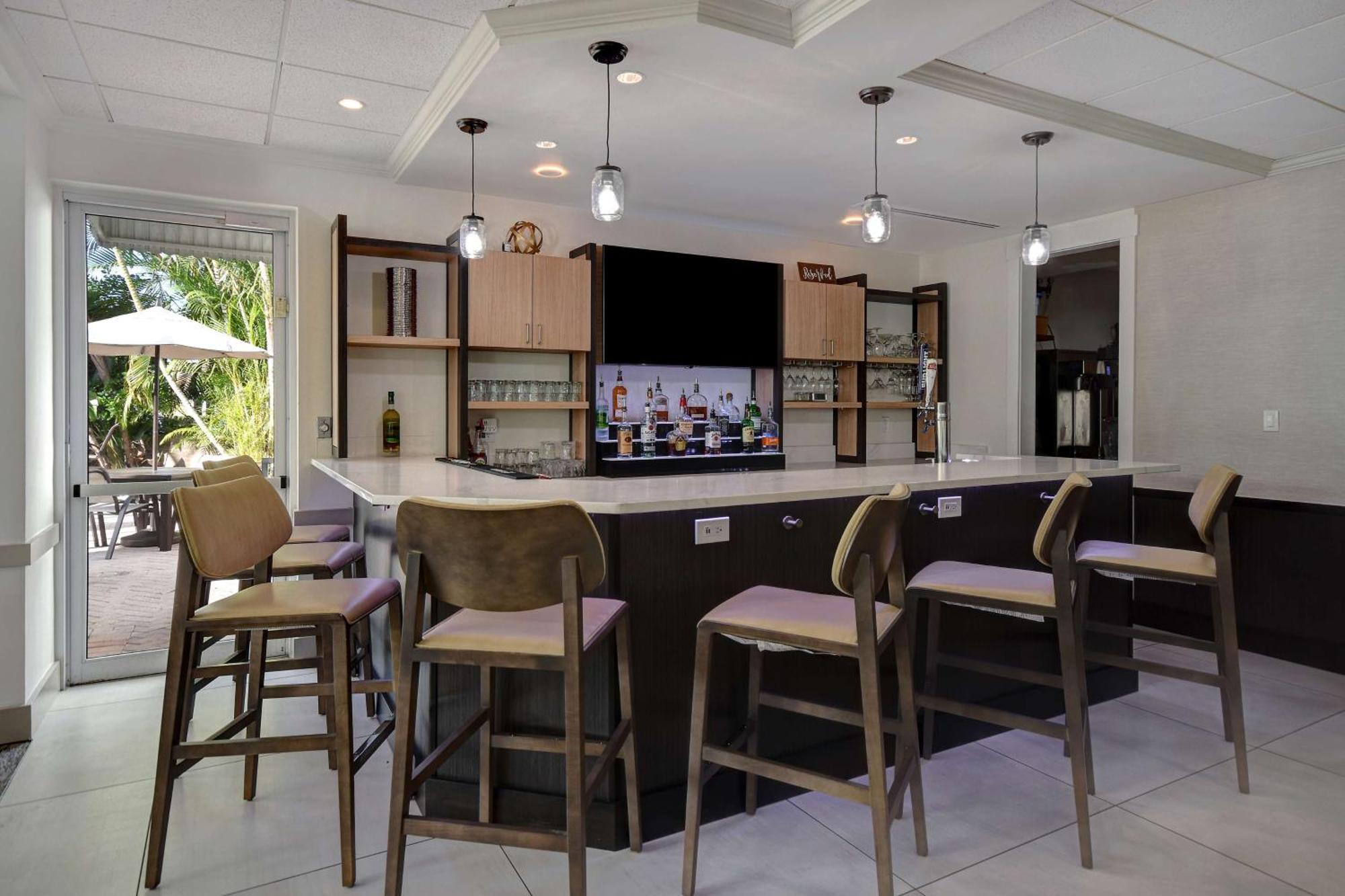 Hilton Garden Inn Fort Myers Extérieur photo
